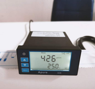 對溶液電導(dǎo)/電阻率進行連續(xù)測量